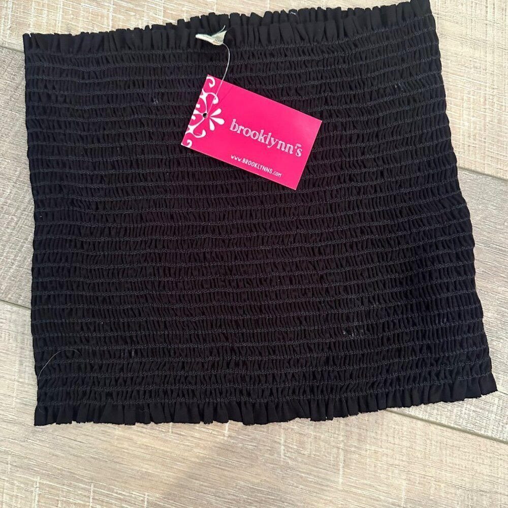 BROOKLYNS TRES BIEN USA BLACK SMOCKED HALTER TUBE TOP NEW